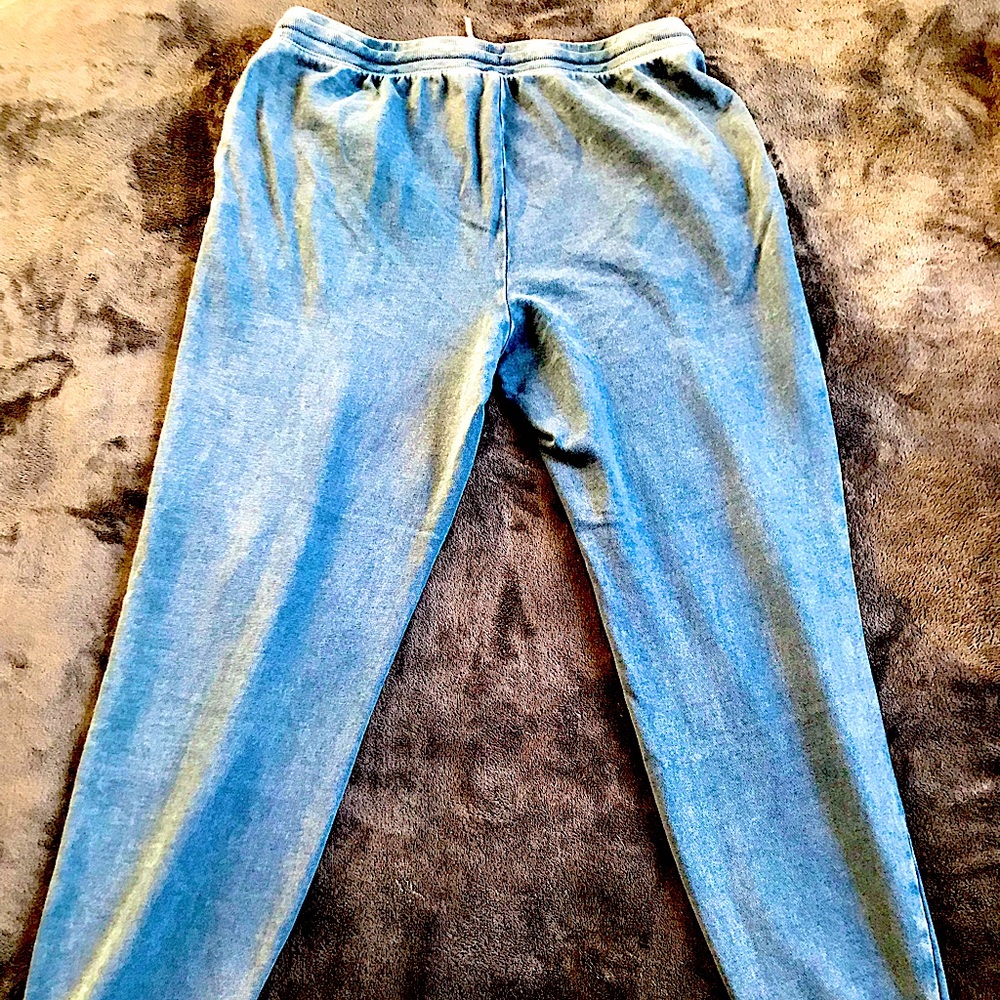 NWOT Old Navy jogging pants